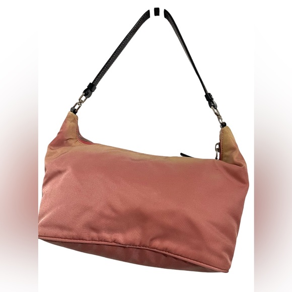 VTG PRADA early 2000’s tessuto pink nylon shoulder bag - Picture 2 of 11
